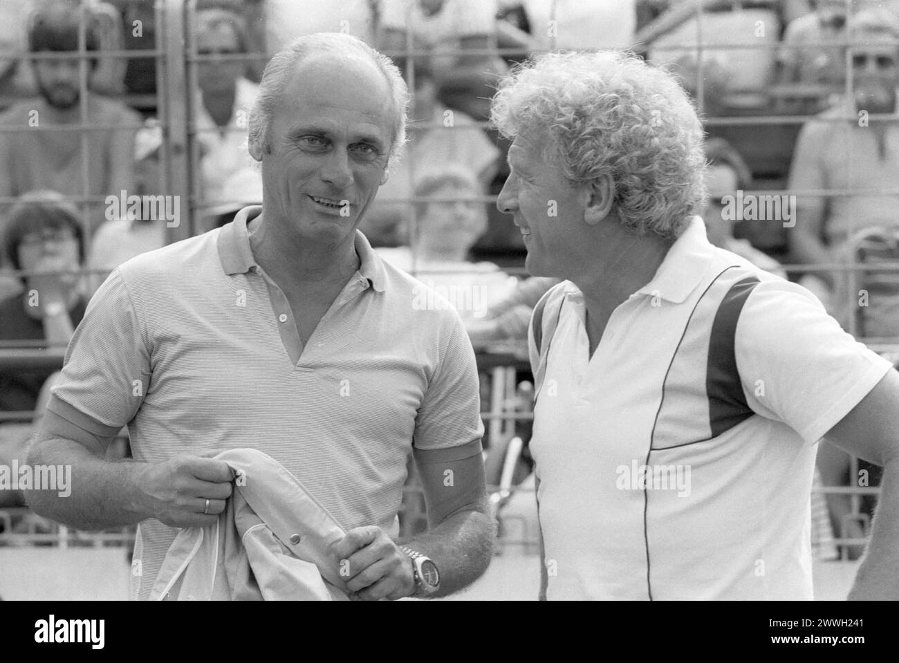 Trainer und spieler Black and White Stock Photos &amp; Images - Alamy