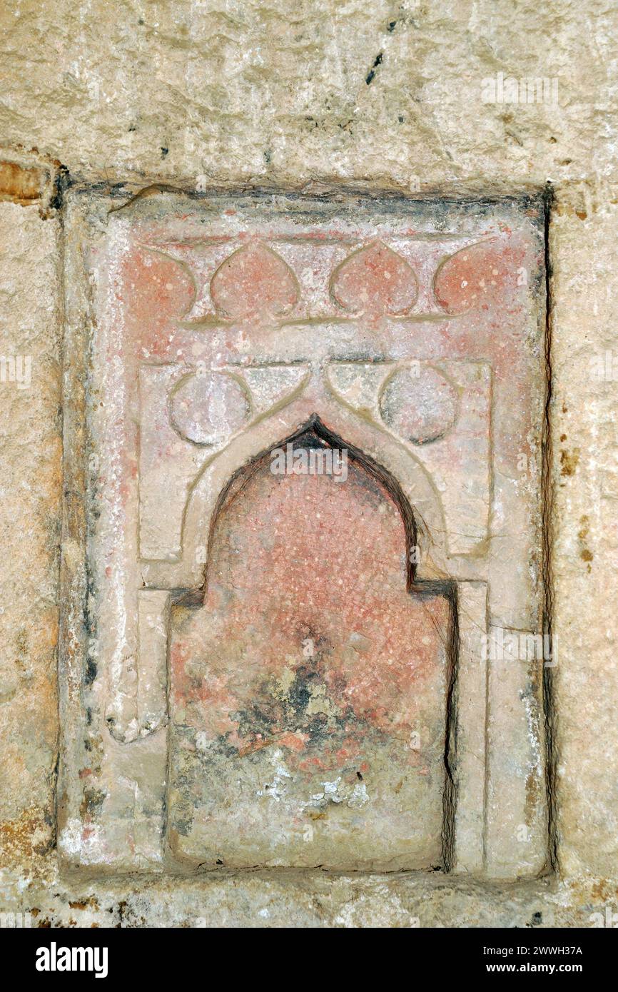 Carvings on the wall and ceiling of Bada Gumbad Mosque, Lodi Garden, New Delhi, Delhi, India Stock Photo