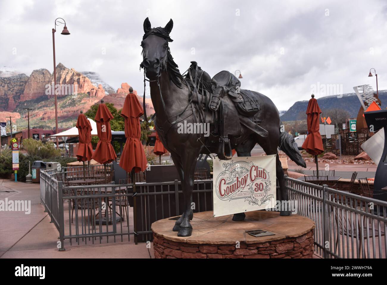 Sedona, AZ. U.S.A. 2/3/20.. Sedona Arizona red rock country, fine dining, pristine oak creek stream, premium lodging, quaint boutiques, hiking trails, Stock Photo