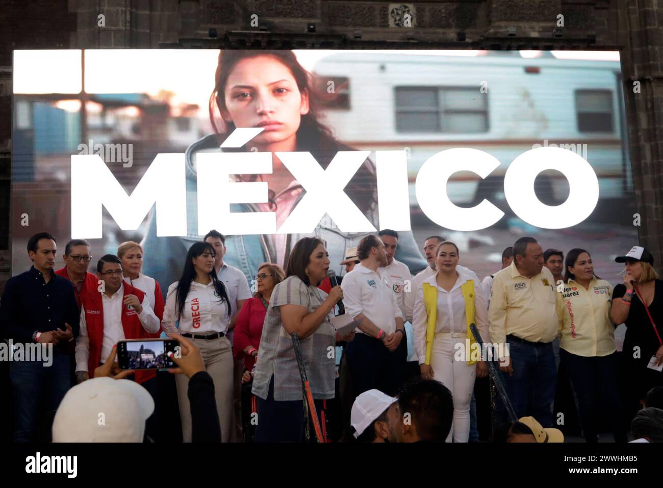 Non Exclusive: The Mexico's presidential candidate by  the Fuerza y Corazon por Mexico  coalition, Xochitl Galvez, takes a selfie with her supporters Stock Photo