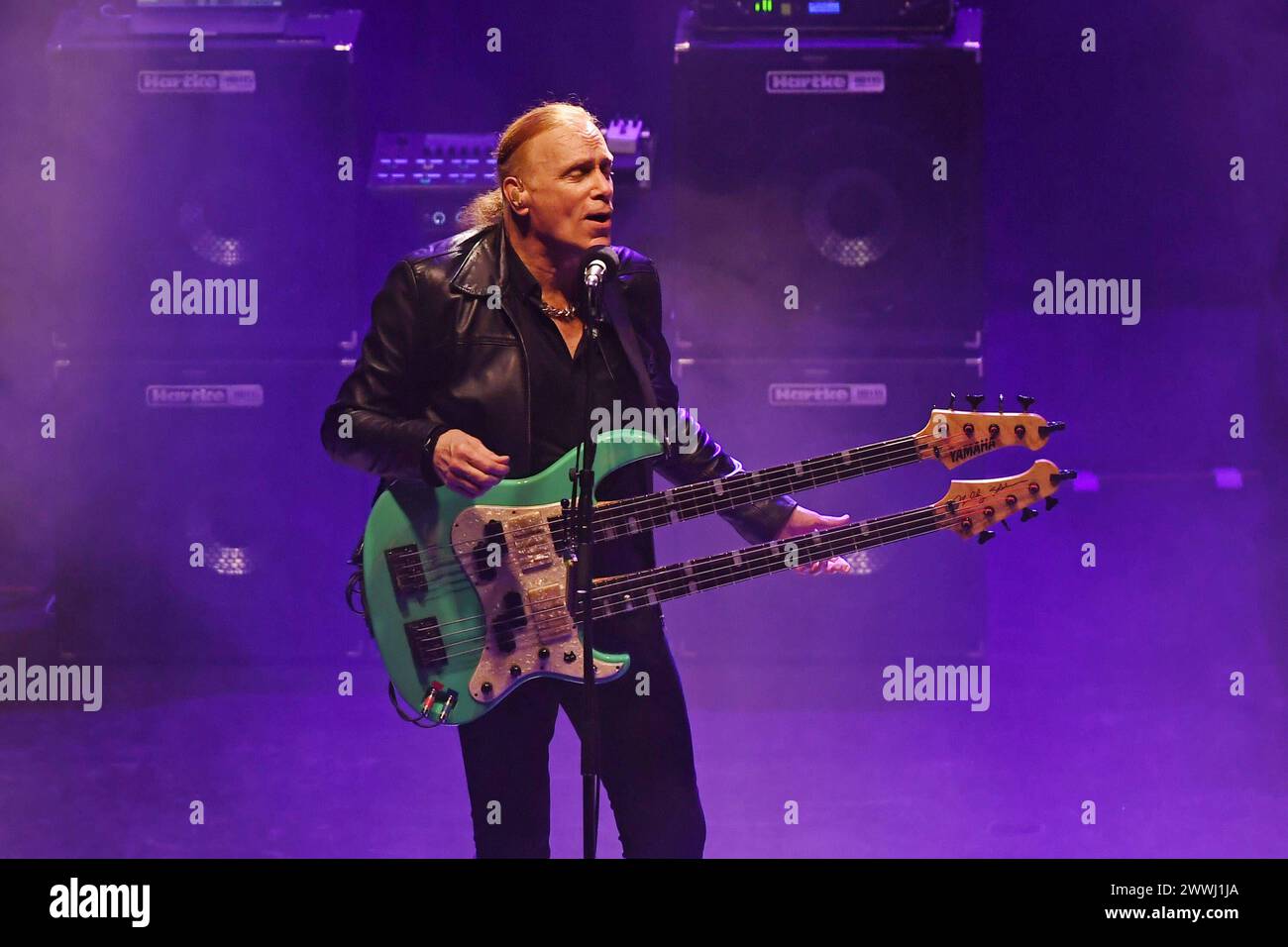 Billy sheehan hi-res stock photography and images - Alamy