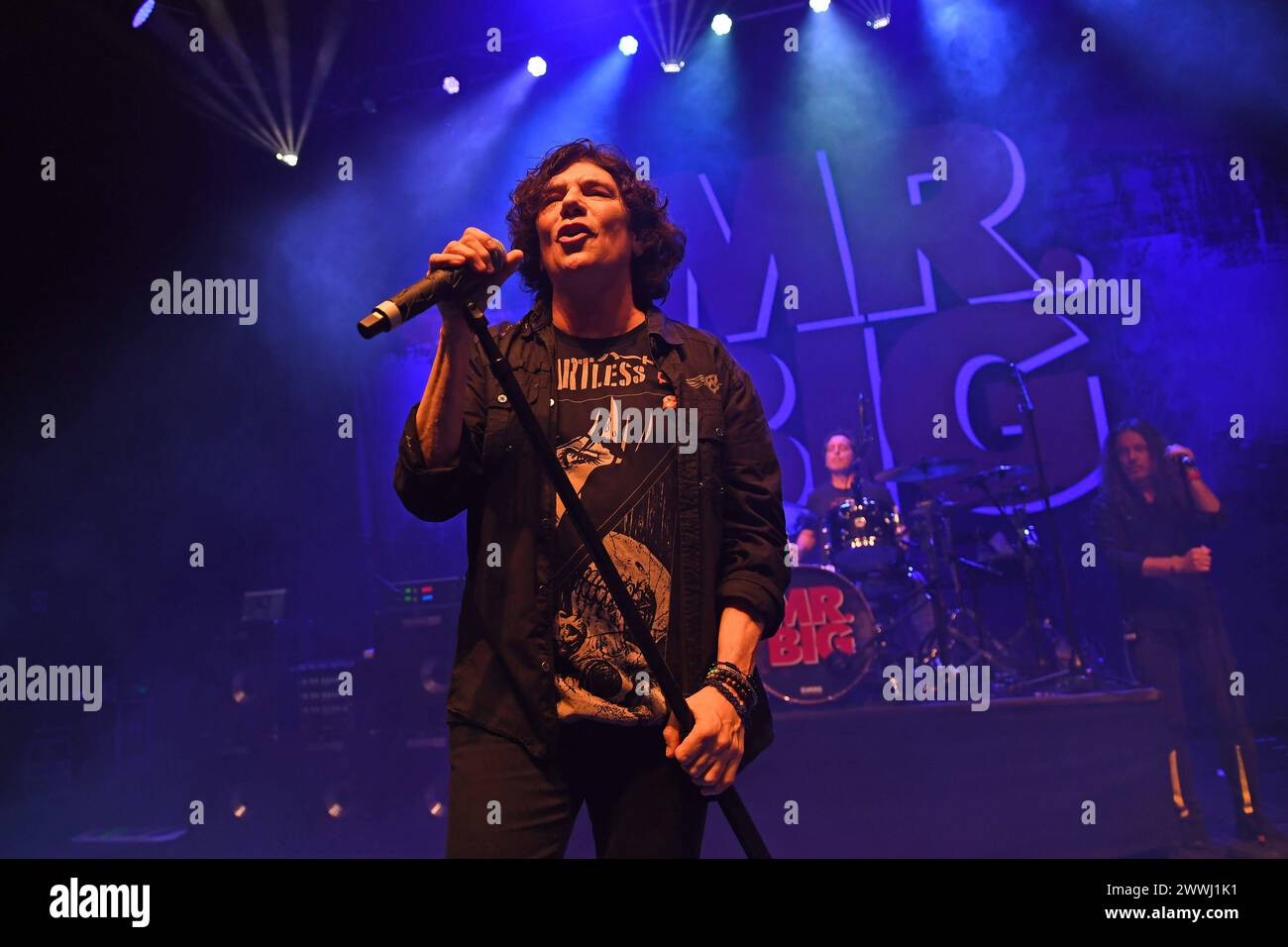 MR.BIG performing at Shepherds Bush Empire LONDON, ENGLAND - MARCH 23: Eric Martin of MR.BIG performing at Shepherds Bush Empire on March 23, 2024 in London, England. CAP/MAR MAR/ Great Britain Copyright: xMartinxHarris/CapitalxPicturesx Stock Photo