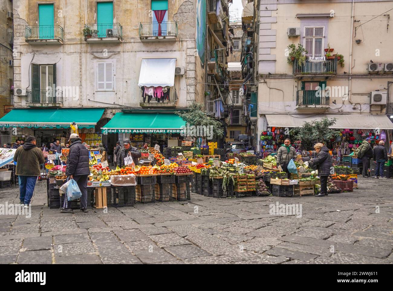 Outdoor market in Naples,l Mercato di Pignasecca, daily market ...