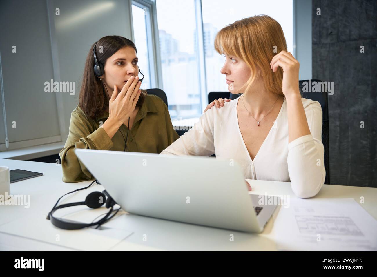 Female sales manager calling client hi-res stock photography and images ...