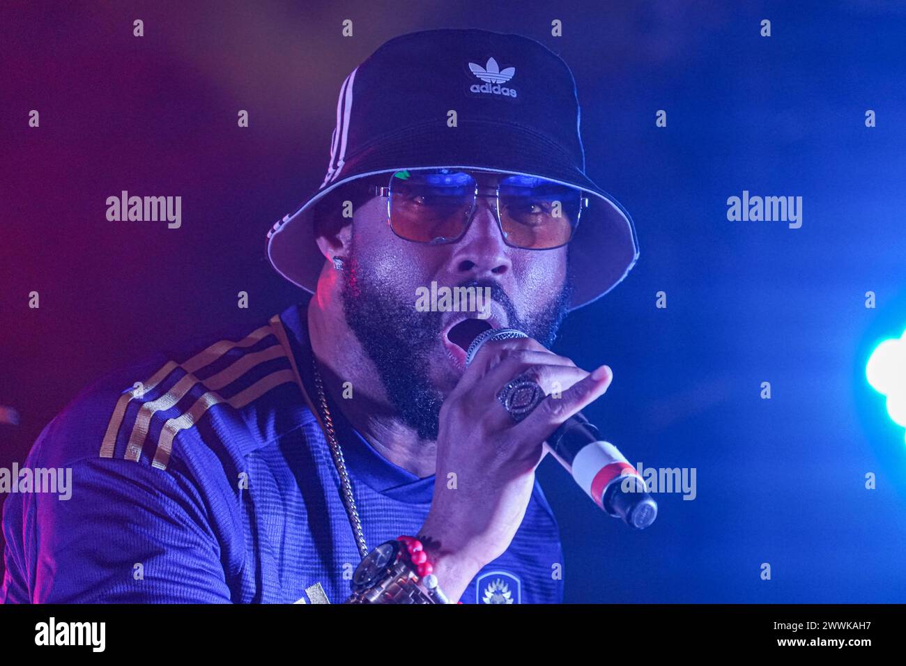 Montell jordan hi-res stock photography and images - Alamy