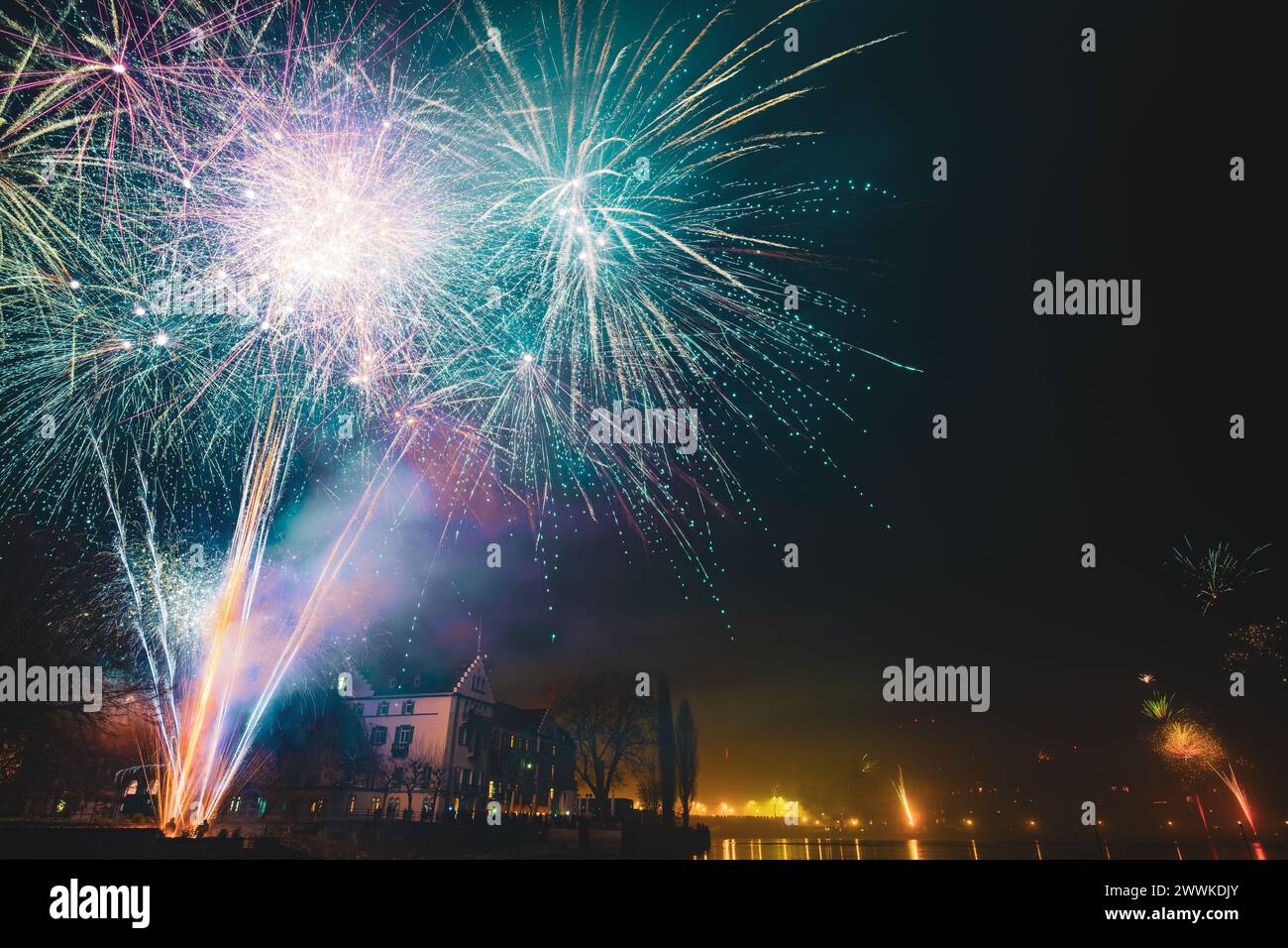 Description New Year's Eve midnight Steigenberger Hotel firework