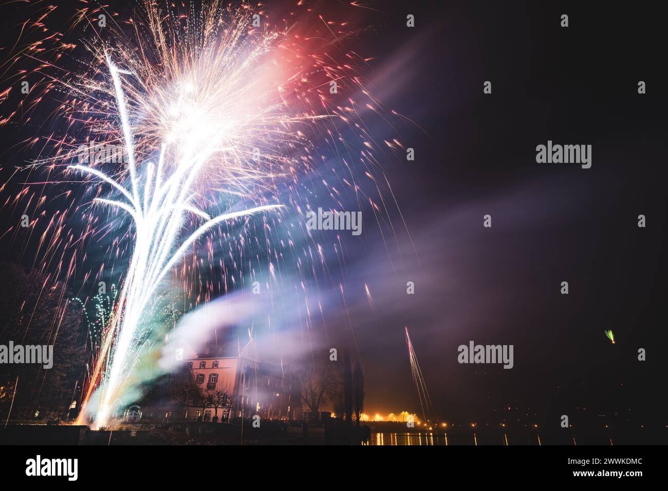 Description New Year's Eve midnight Steigenberger Hotel firework