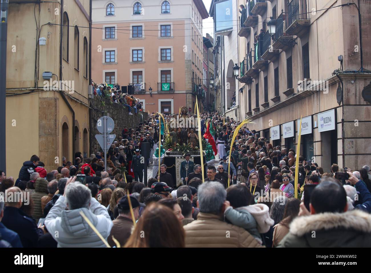 March 24, 2024, AviléS, Asturias, Spain: Aviles, Spain, March 24th, 2024: The image representing ''Jesus entering Jerusalem'' during the Borriquilla Procession, on March 24, 2024, in Aviles, Spain. (Credit Image: © Alberto Brevers/Pacific Press via ZUMA Press Wire) EDITORIAL USAGE ONLY! Not for Commercial USAGE! Stock Photo