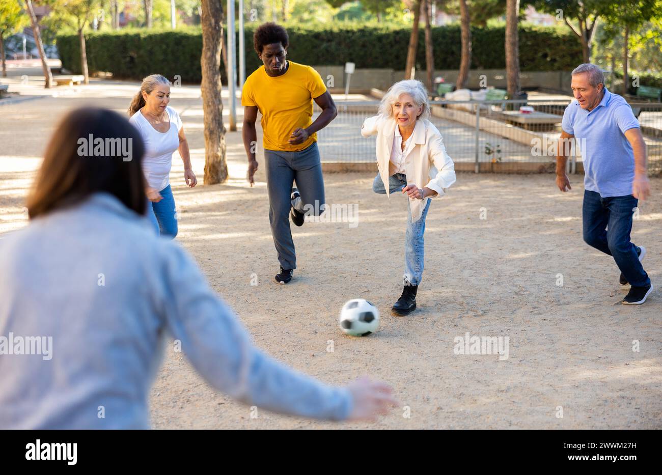 Multiracial group older women smiling hi-res stock photography and ...