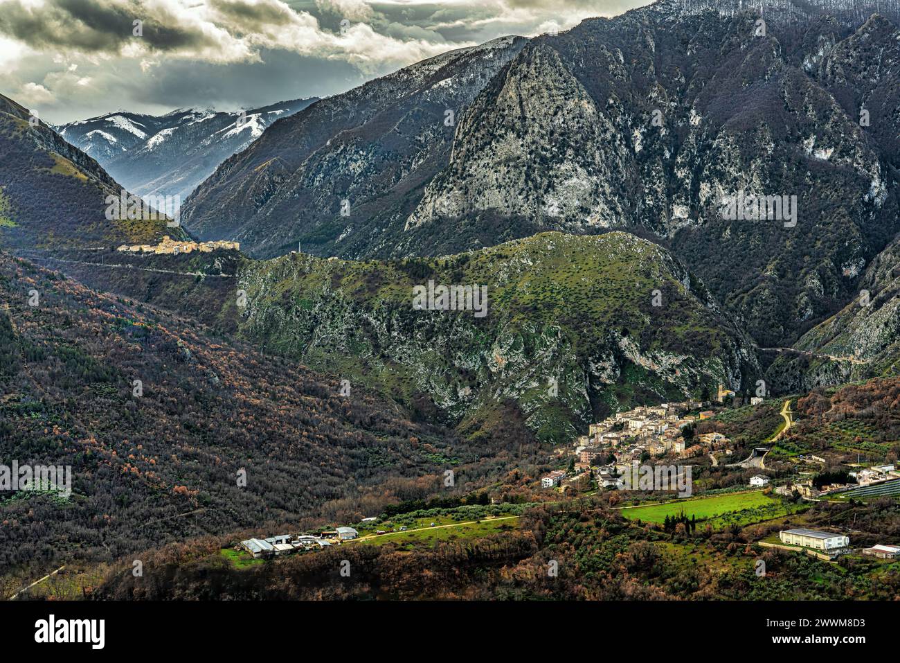 Panorama of the Sagittario Gorges and the medieval village of Castrovalva perched on a rock spur and the village of Anversa degli Abruzzi. Stock Photo