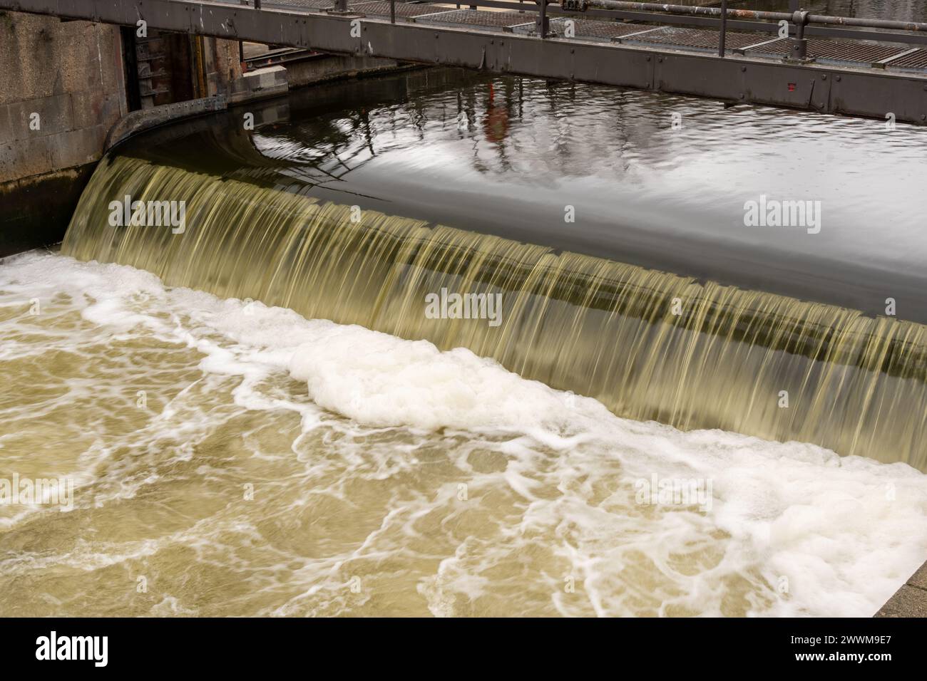 Water level regulator in a water utility. Water pressure at the water ...