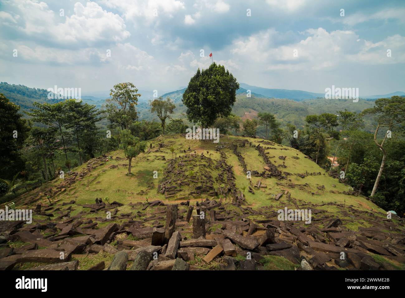 Gunung Padang Pyramid Hi-res Stock Photography And Images - Alamy