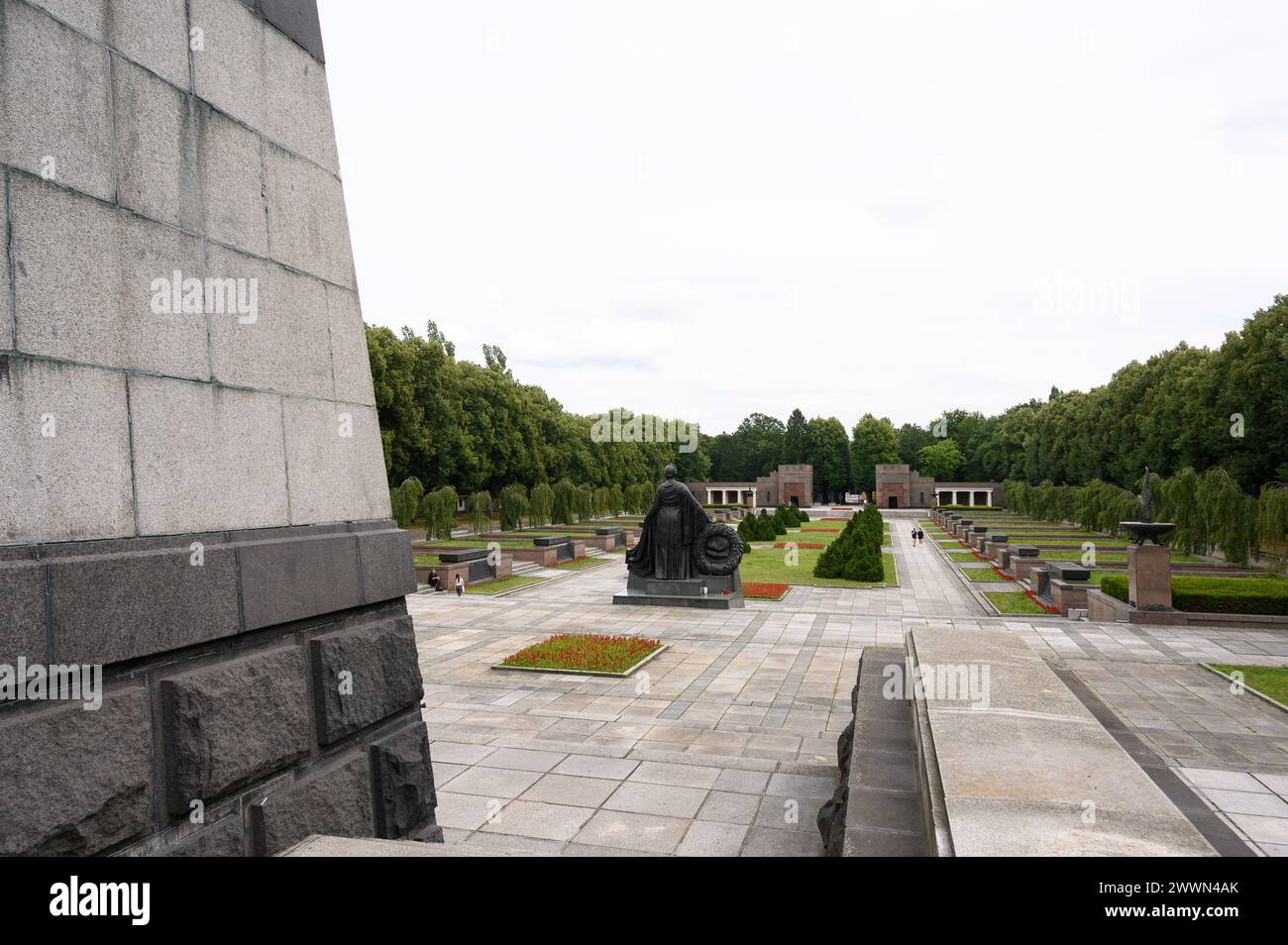 Berlin. Germany. The Soviet War Memorial in Schönholzer Heide (Sowjetisches Ehrenmal in der Schönholzer Heide).  The cemetery was designed by a group Stock Photo