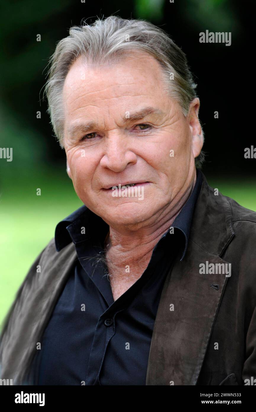 Gestorben im alter von 83 jahren hi-res stock photography and images ...