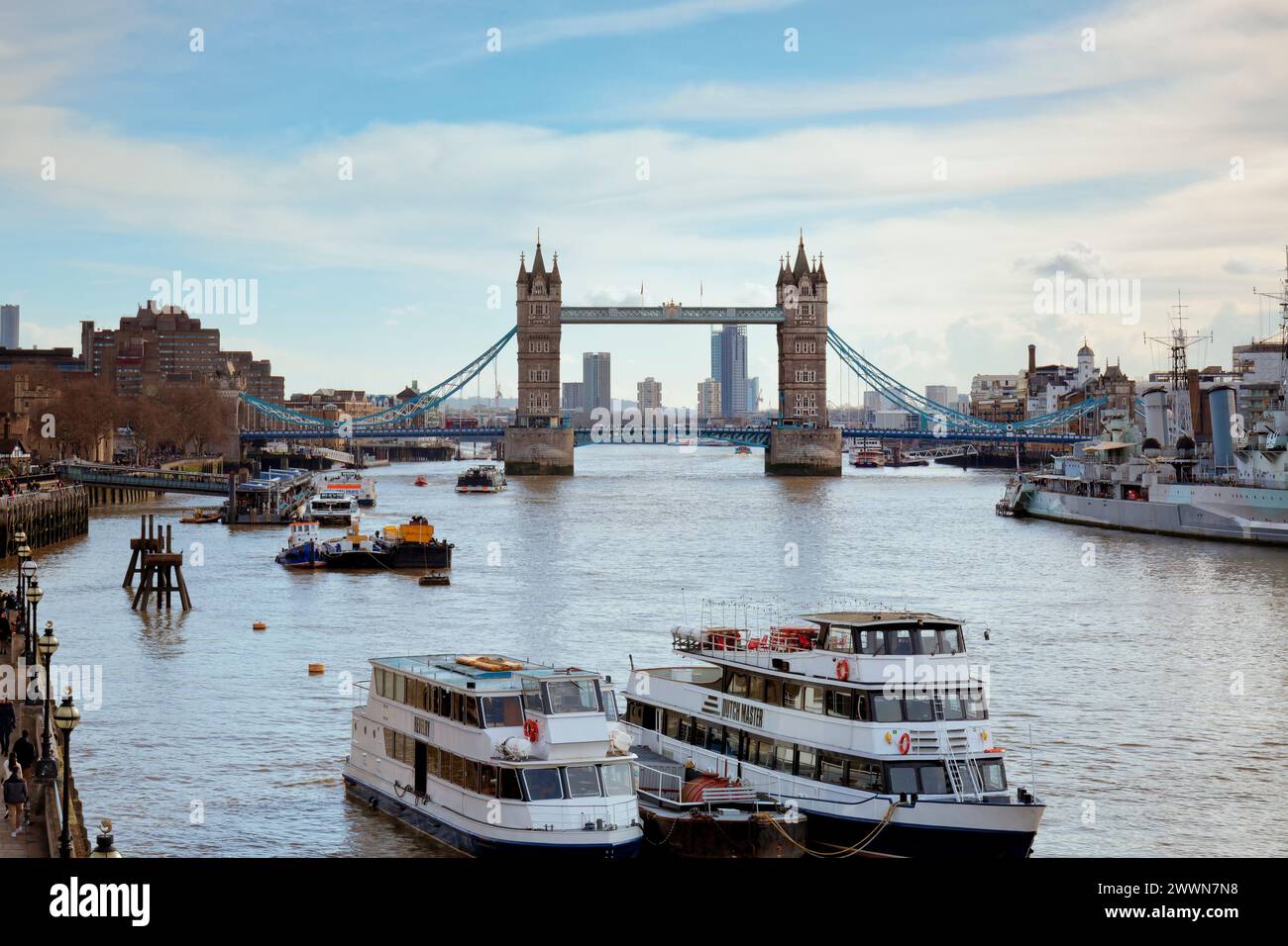 sky line view of tower bridge london england Stock Photo - Alamy