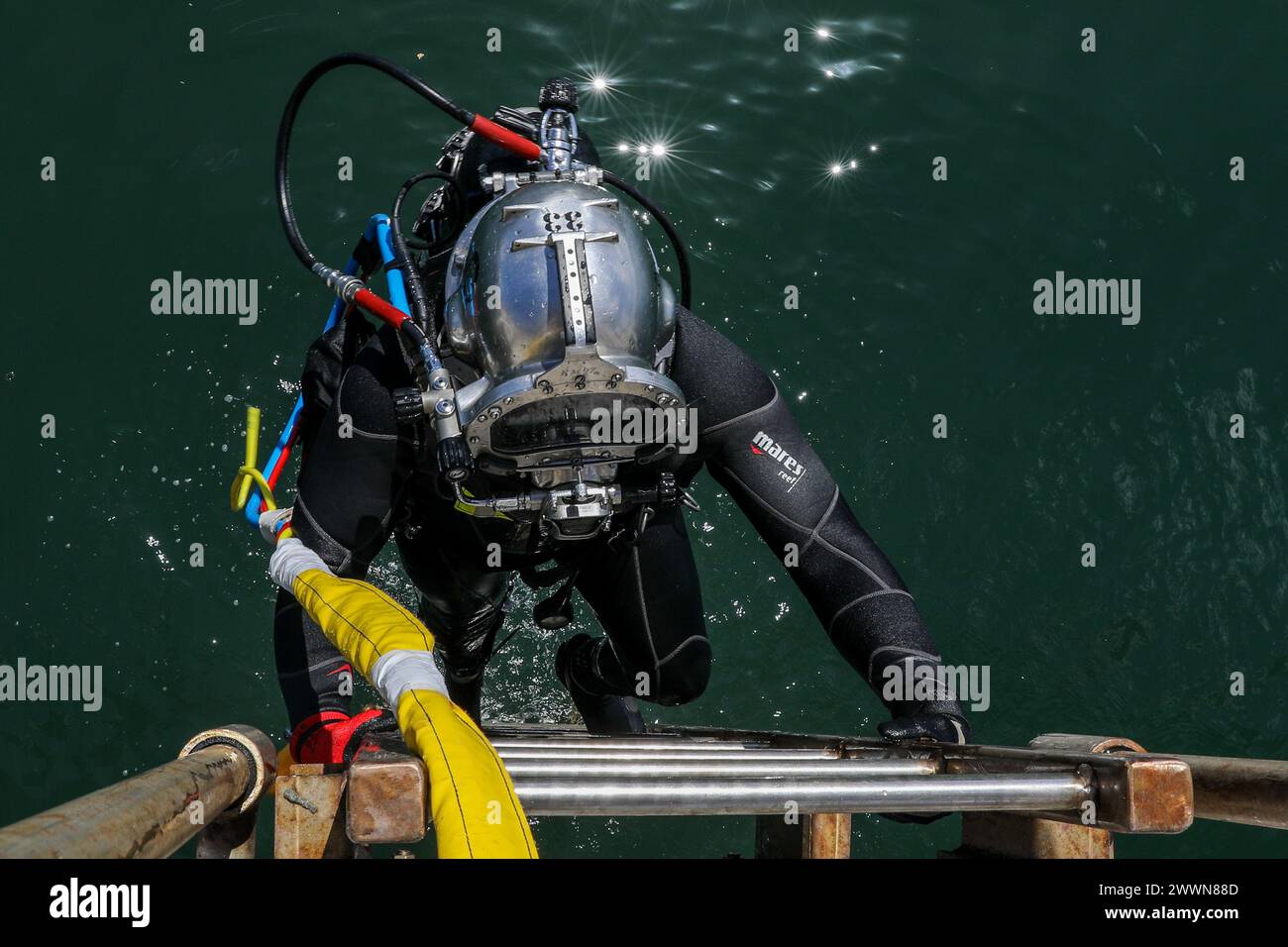 U.S. Army diver assigned to the 569th Dive Detachment, 130th Engineer
