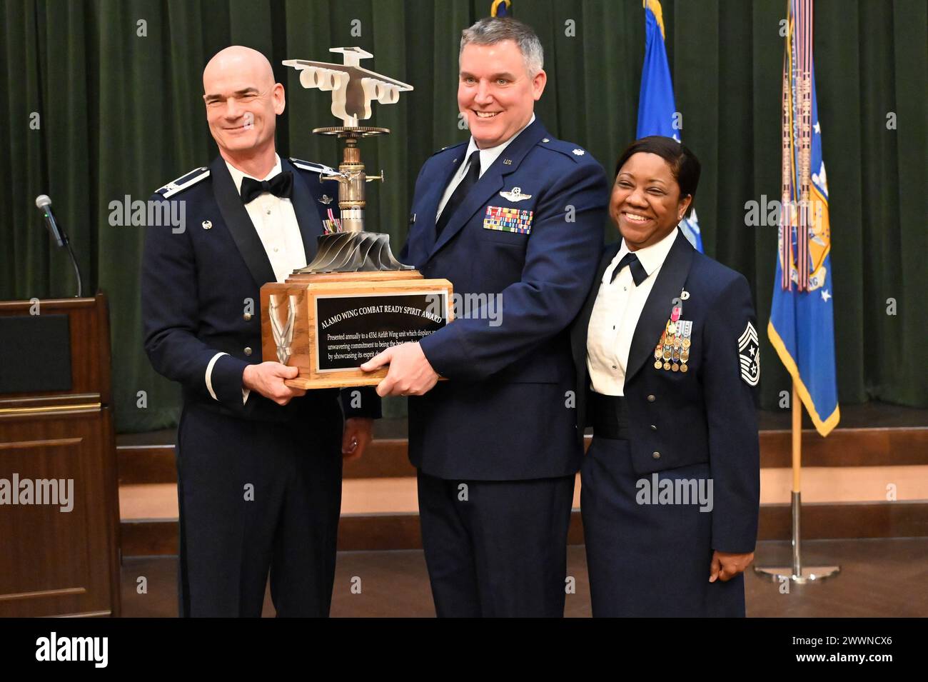 Col. William Gutermuth, 433rd Airlift Wing commander, and Chief Master