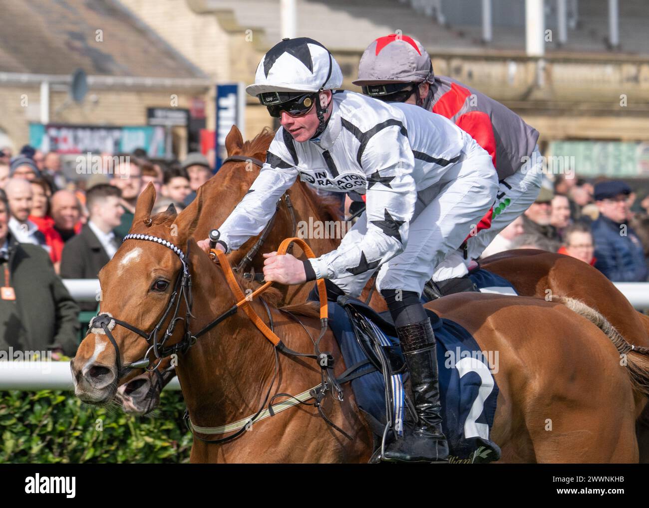 Look Back Smiling wins the William Hill Spring Mile at Doncaster for