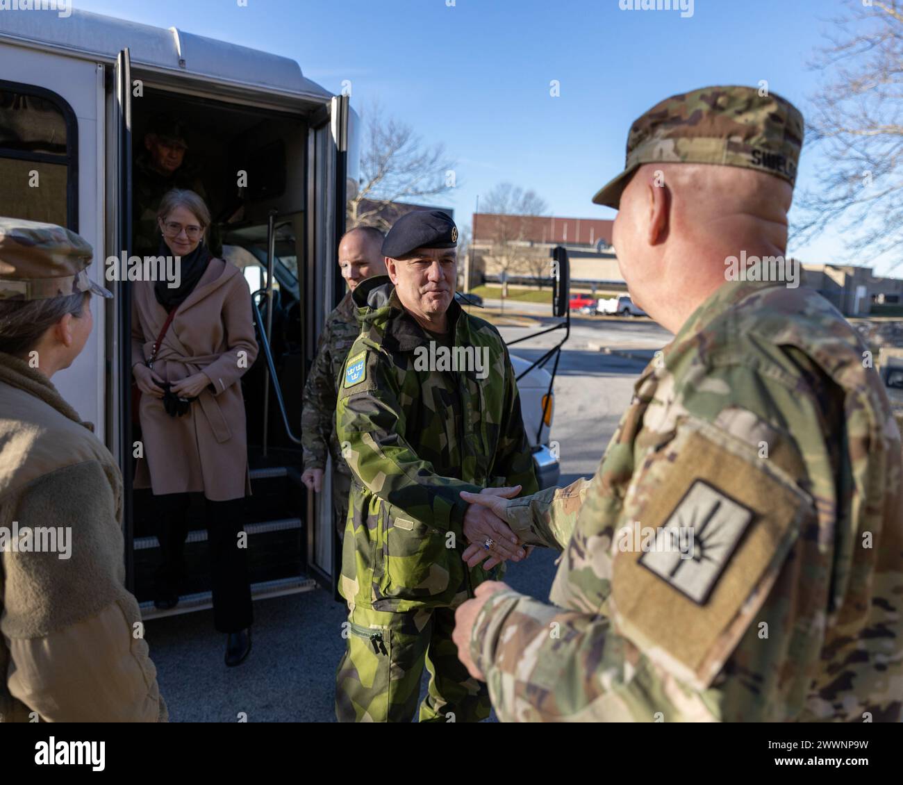 Swedish army Col. Jorgen Lonngren, Army and assistant defense attaché ...