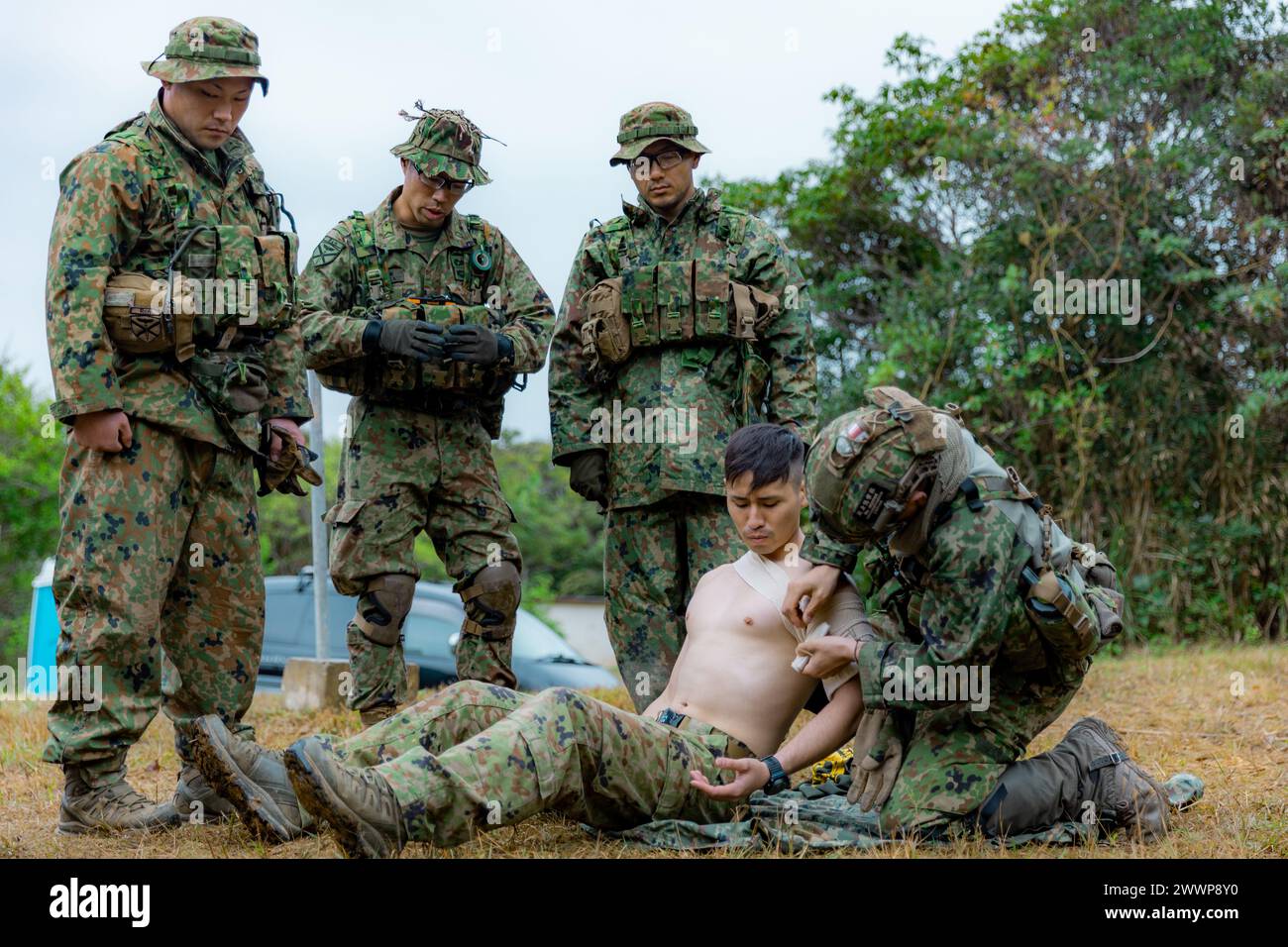 Sensitive Reconnaissance Operations Soldiers with the Amphibious Rapid Deployment Brigade Recon Company ...