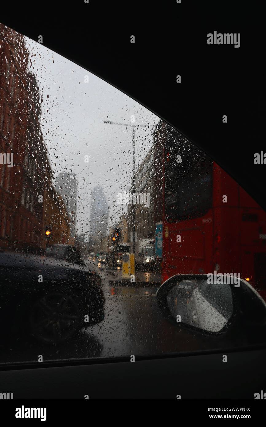 Rainy city view from window hi-res stock photography and images - Alamy