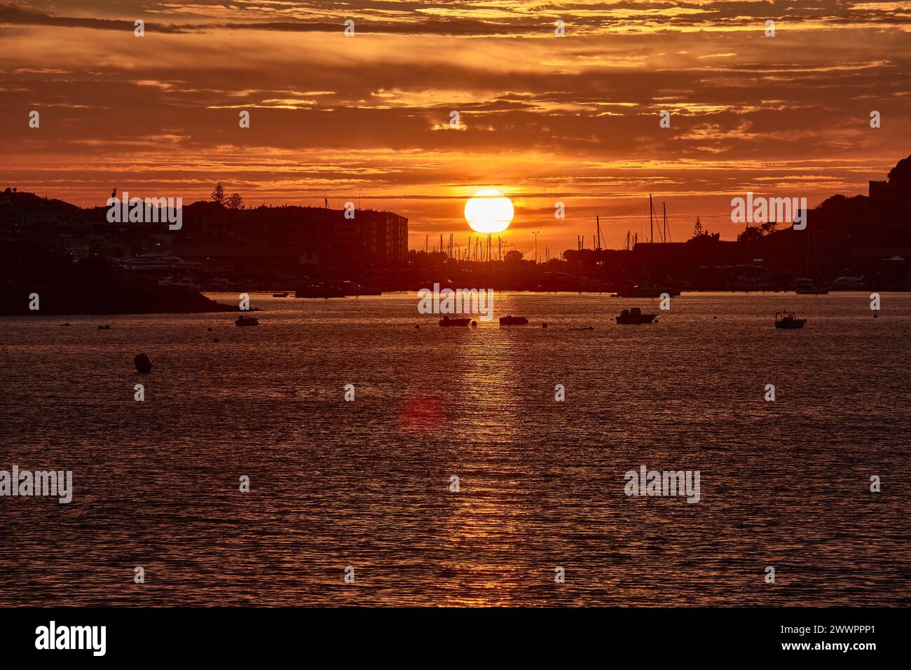 Sunset with a completely red sky with the Baiona fonde from Ladeira ...