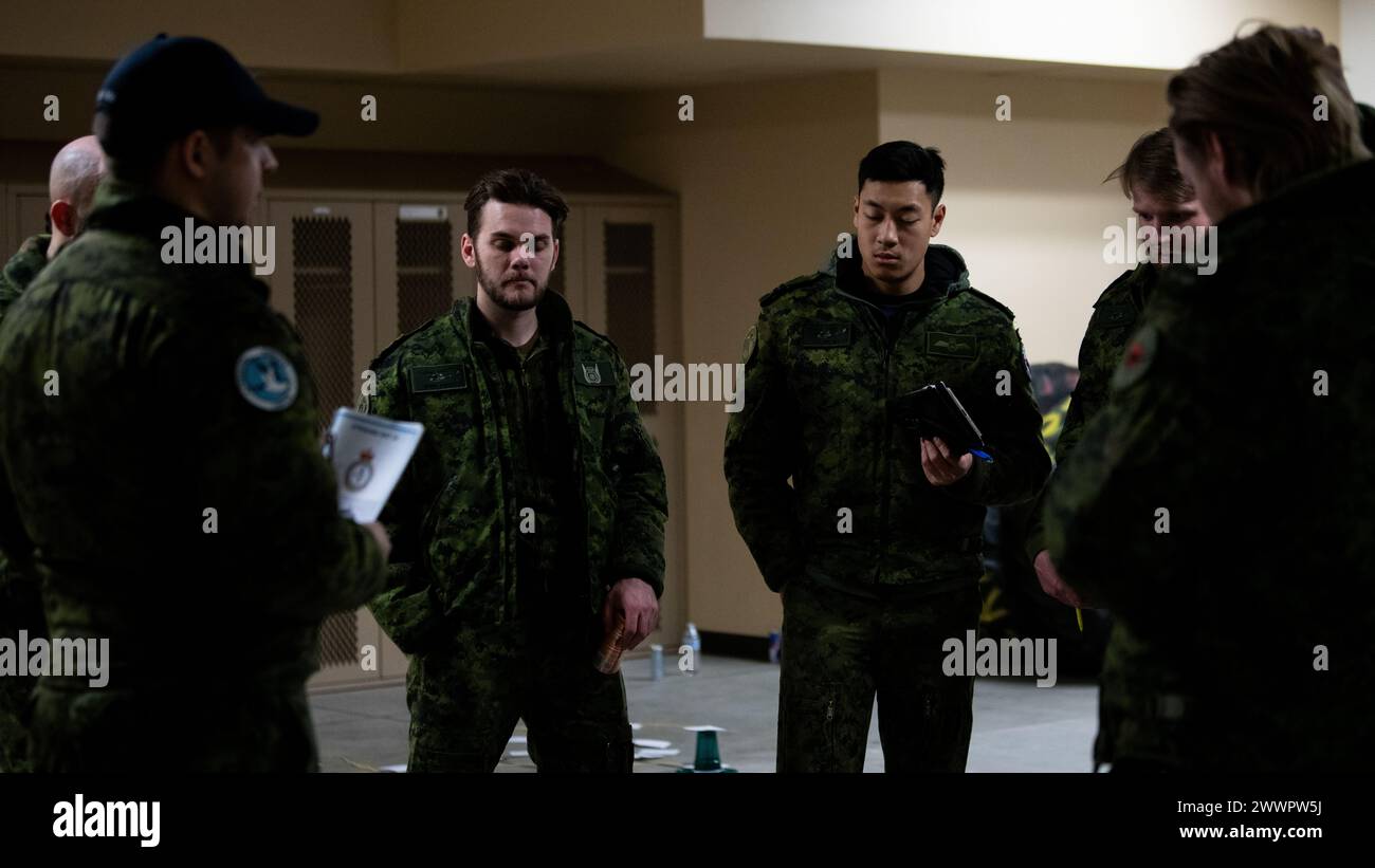 408 Tactical Helicopter Squadron (THS) and 450 THS from 1 Wing Royal