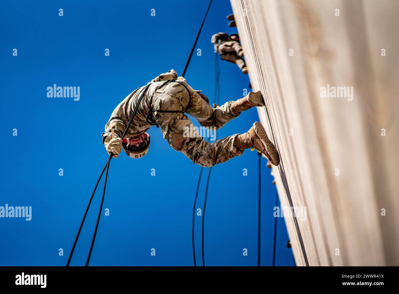 Tower Rappelling Militer Air Assault candidates rappel off the rappel towers on Camp Buehring ...