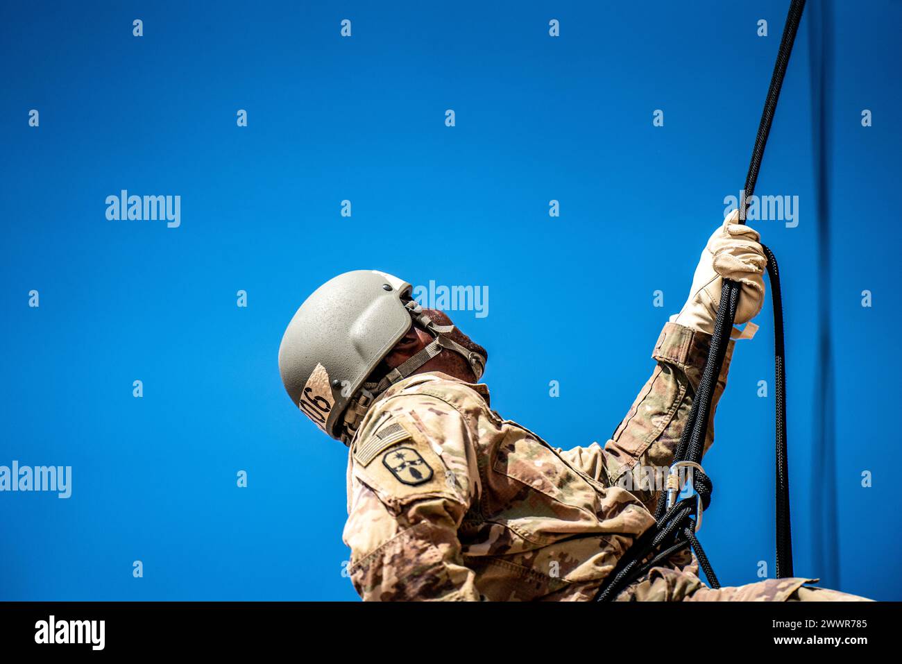 Tower Rappelling Militer Air Assault candidates rappel off the rappel towers on Camp Buehring ...