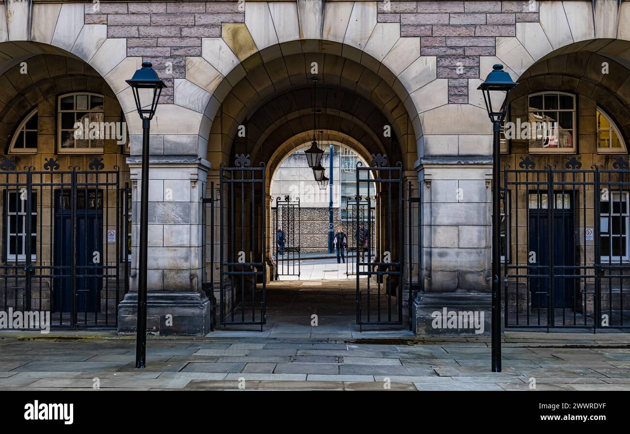 Courtyard at Paterson's Land with old fashioned lamps, University of Edinburgh, Edinburgh, Scotland, UK Stock Photo