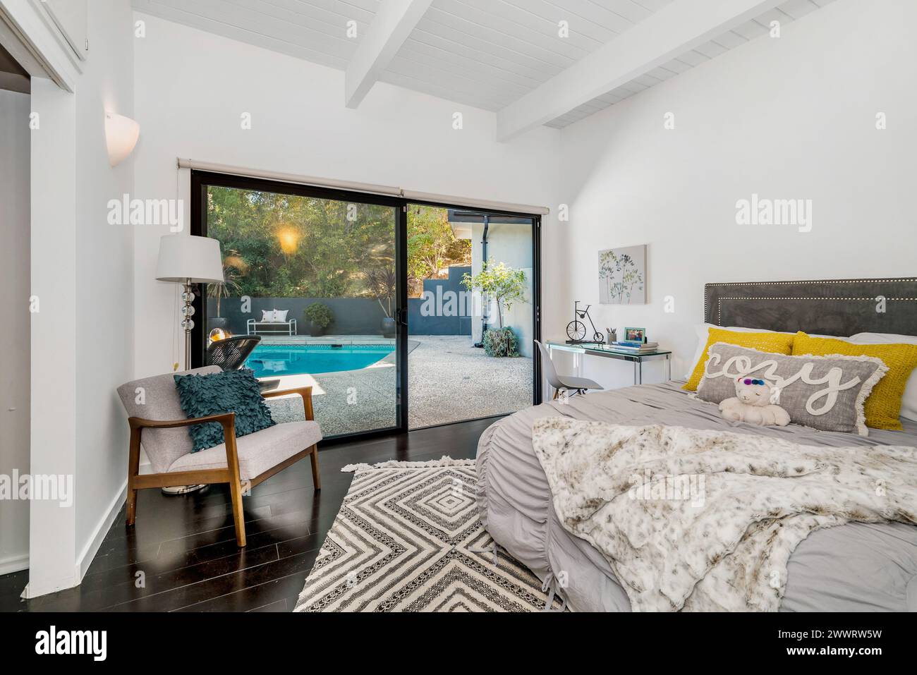 an interior shot of a Modern home in Malibu Stock Photo - Alamy