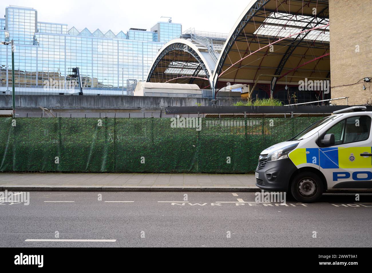 23 march 2024- Londonuk : Front part of police vehicle on road Stock Photo