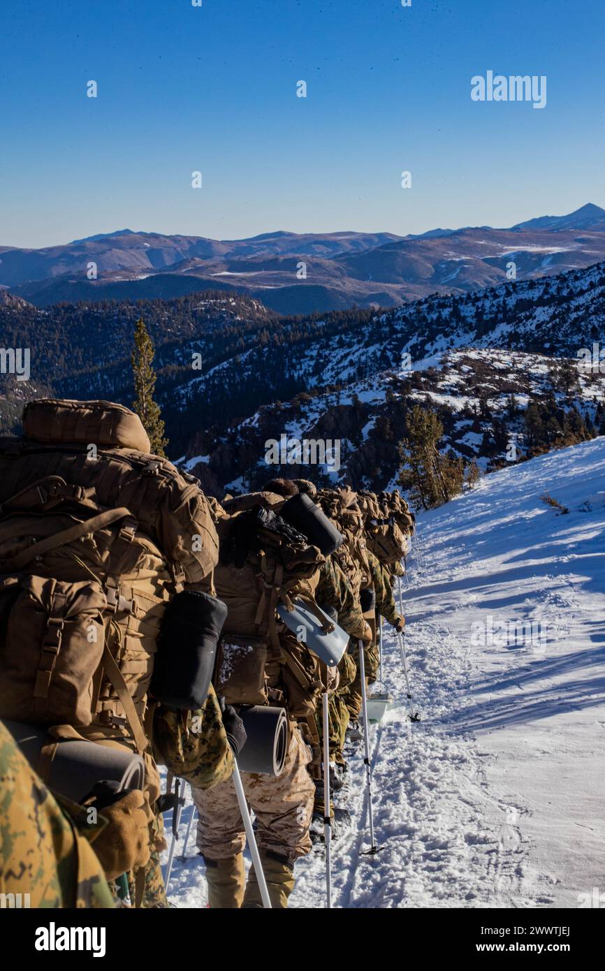 U.S. Marines with 3rd Battalion, 6th Marine Regiment, 2d Marine ...