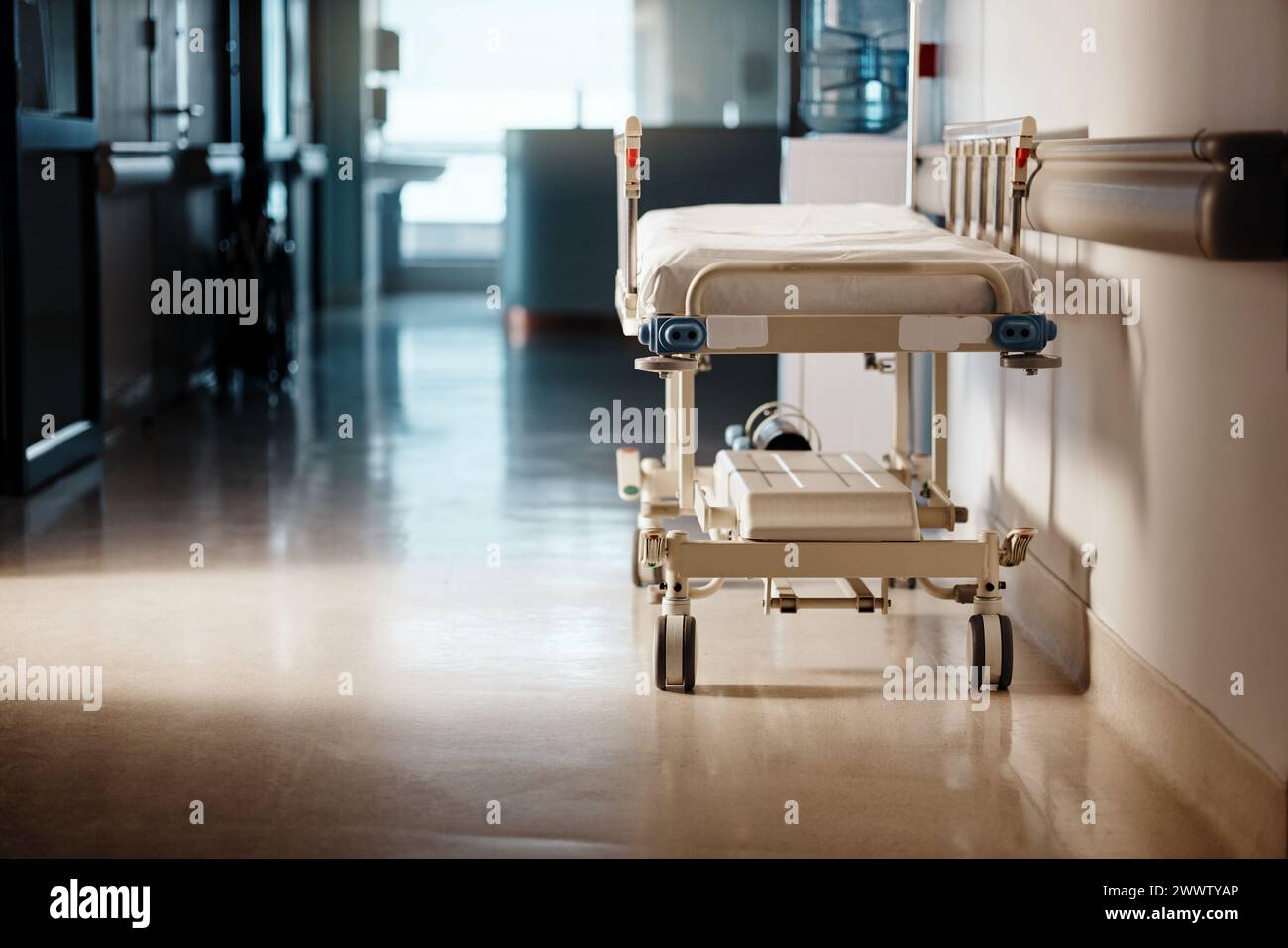 High Risk Ward Emergency blanket in dark hi-res stock photography and images - Alamy