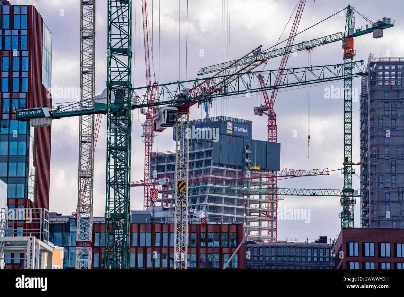 Construction sites in the east of Hafencity Hamburg, office building, new district on the Elbe, on the site of the former free port, residential units Stock Photo