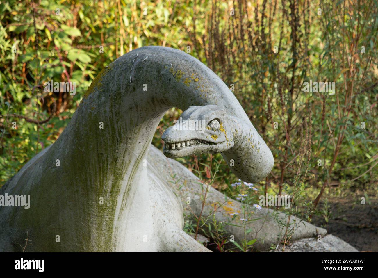 Plesiosaurus dinosaur sculpture, Crystal Palace Park Stock Photo