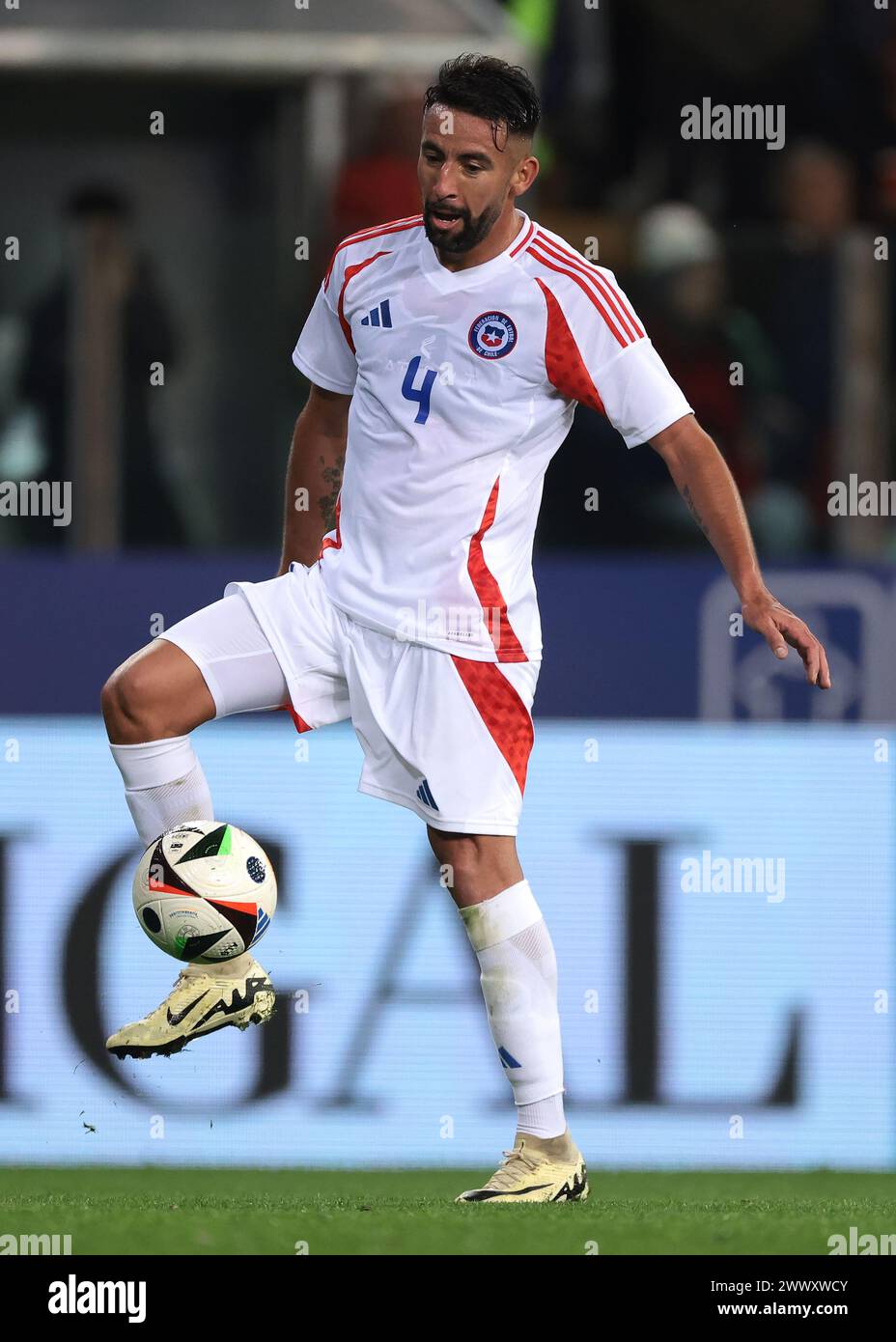 Parma, Italy. 22nd Mar, 2024. Mauricio Isla of Chile during the International Friendly match at Stadio Ennio Tardini, Parma. Picture credit should read: Jonathan Moscrop/Sportimage Credit: Sportimage Ltd/Alamy Live News Stock Photo