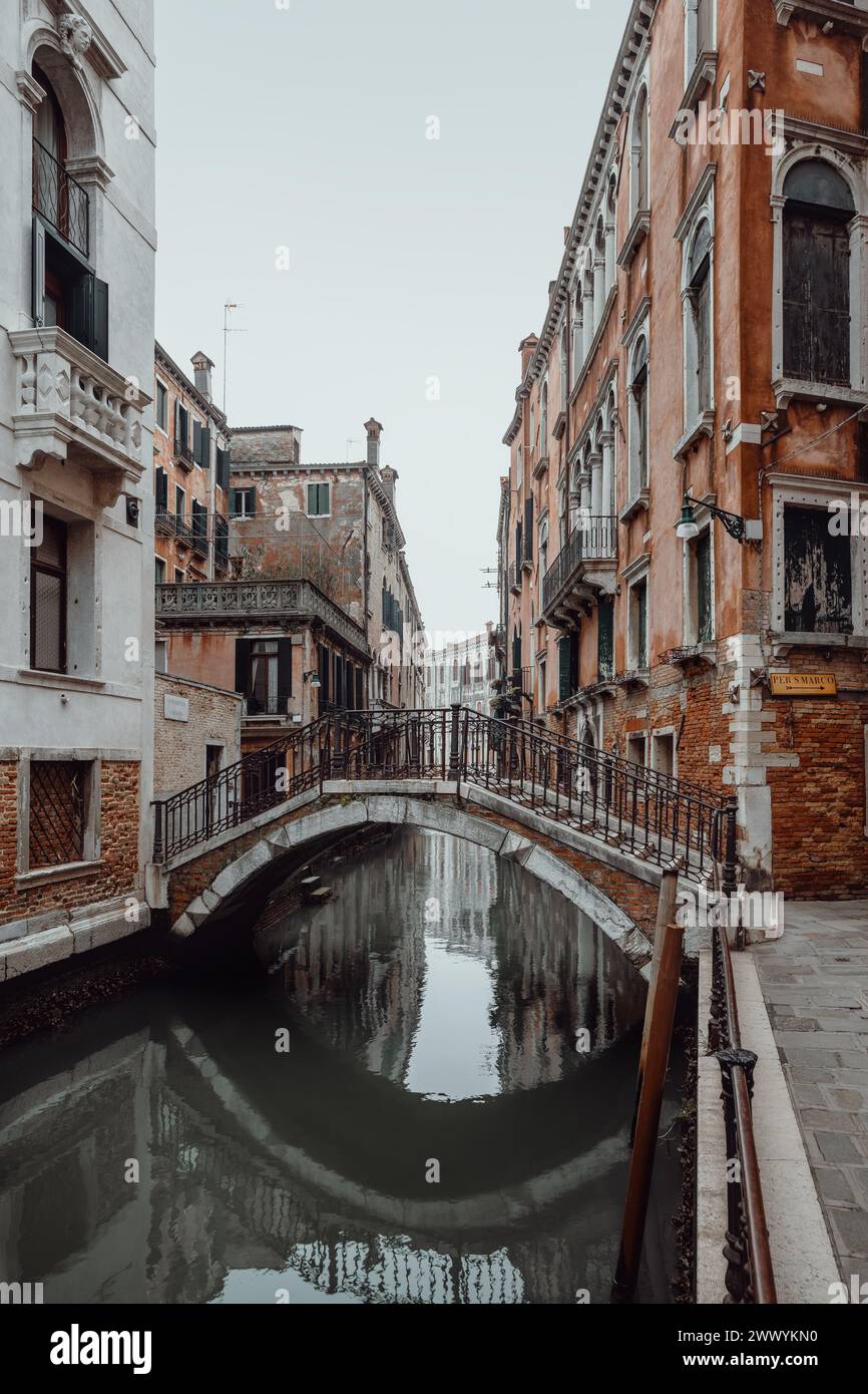 Old town venice italy hi-res stock photography and images - Alamy