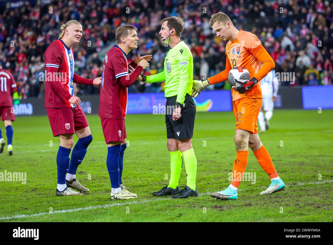 Oslo, Norway, 26th March 2024. Norway's Erling Braut Haaland and Norway's Martin Ødegaard is unhappy with the referee ruling out Norway's second goal.  Credit: Frode Arnesen/Alamy Live News Stock Photo