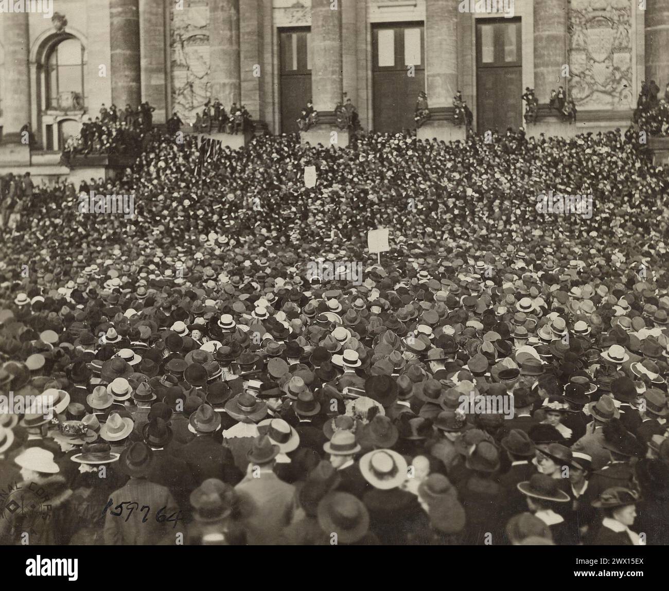 Crowds in front of Reichstag being addressed during demonstration against Peace Terms. Berlin, Germany ca. May 12, 1919 Stock Photo