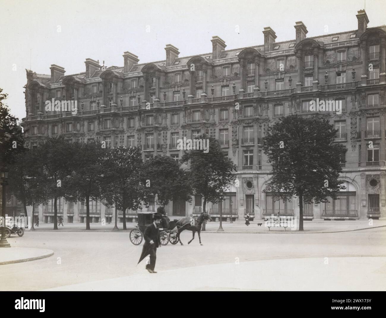 Elysee Palace Hotel, front view from the Avenue des Champs Elysees, Paris France ca. 1918 Stock Photo