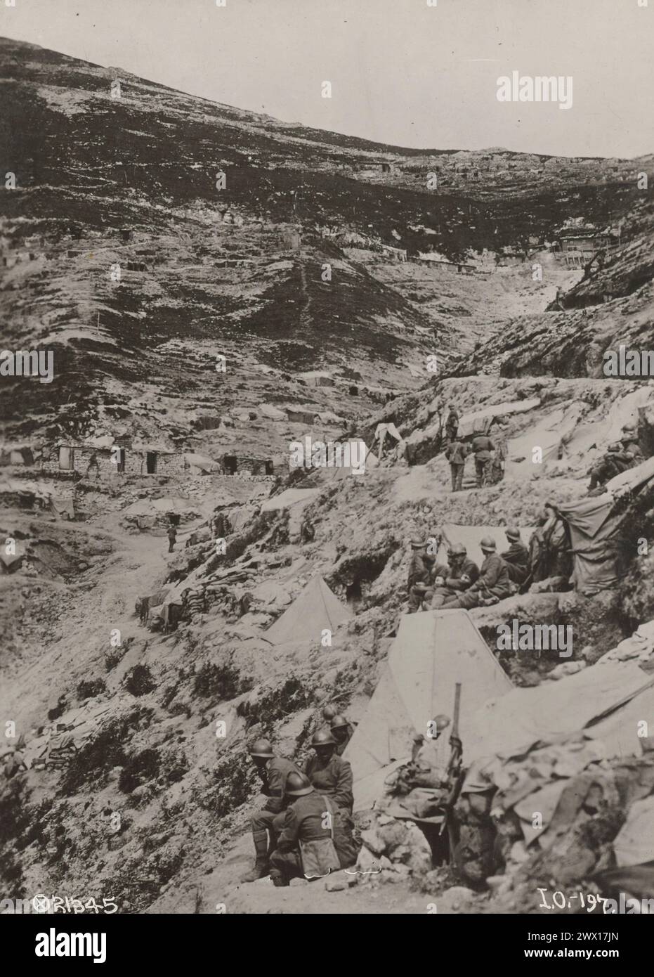 Ww i italian soldiers hi-res stock photography and images - Alamy