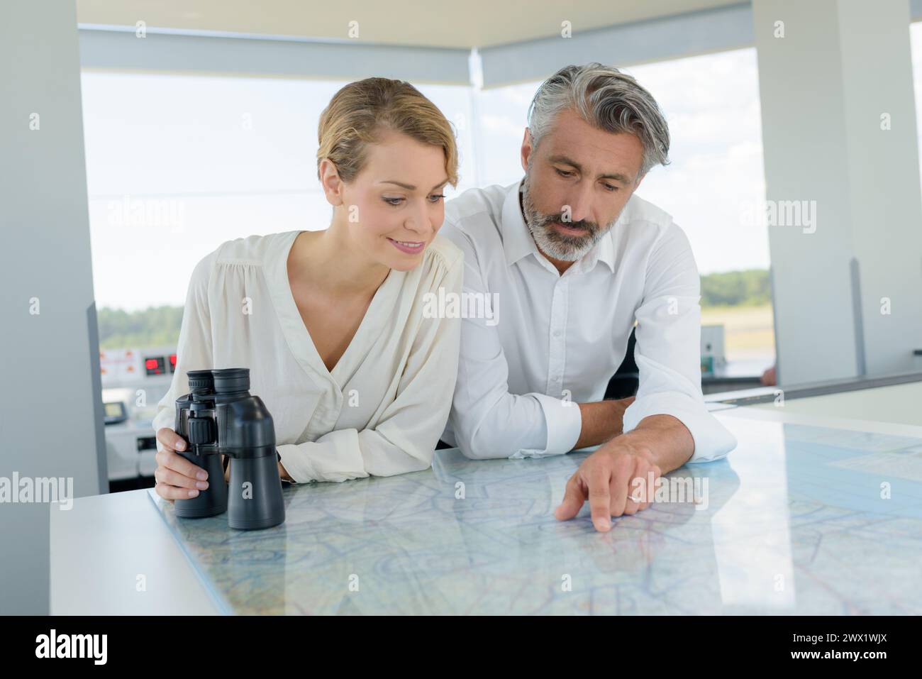 Manager travel agency hi-res stock photography and images - Alamy
