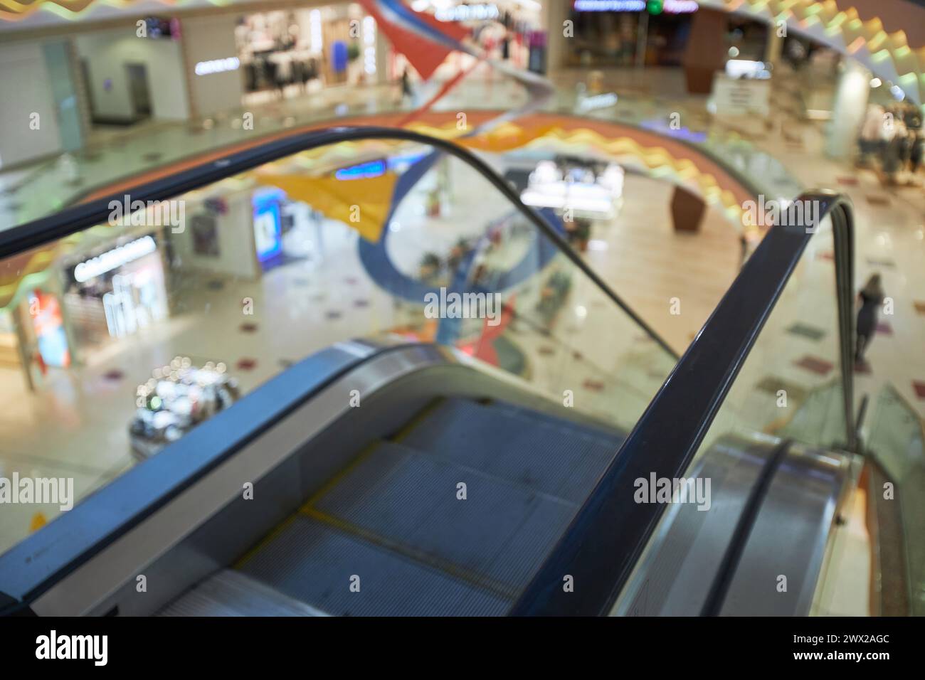 Shopping mall floor top view hi-res stock photography and images - Alamy