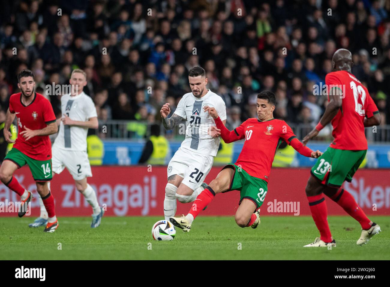 Peter stojanovic hires stock photography and images Alamy