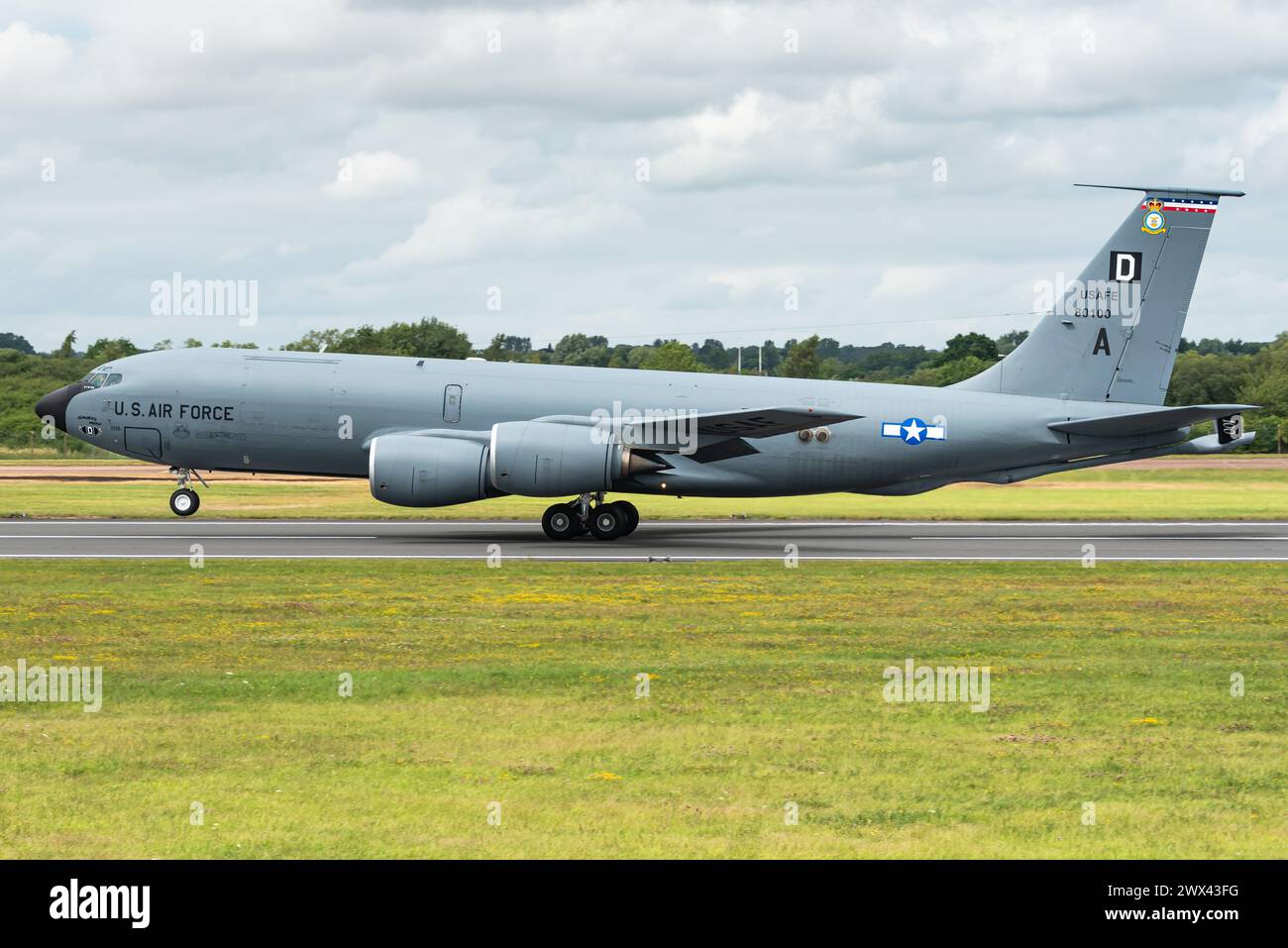 A Boeing KC-135 Stratotanker aerial refueling tanker aircraft of the USAF. Stock Photo