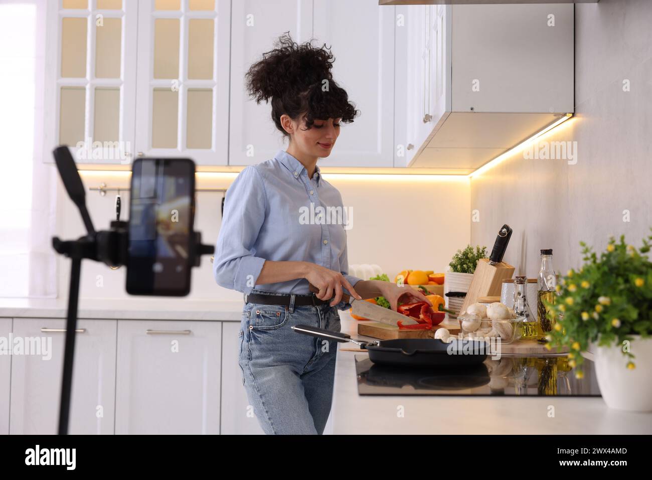 Female blogger making breakfast hi-res stock photography and images - Alamy