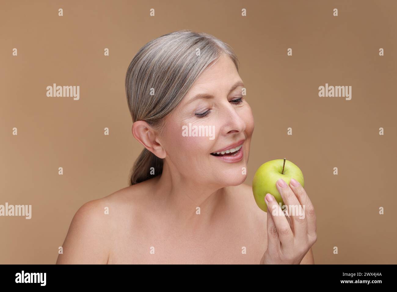 Healthy model hi-res stock photography and images - Alamy
