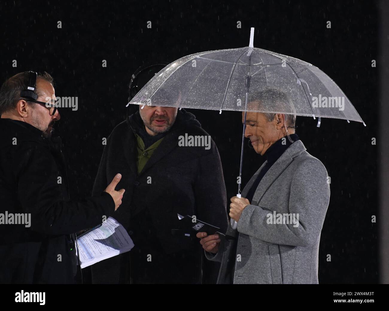 Kassel, Germany. 27th Mar, 2024. Actor Hannes Jaenicke (r) stands on