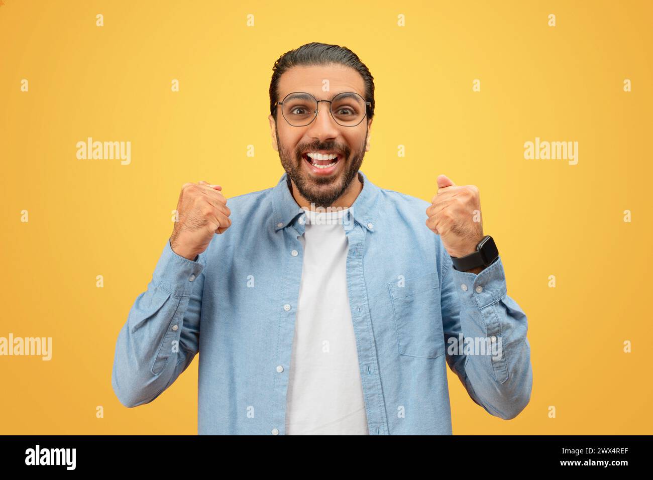 Pump fists hi-res stock photography and images - Alamy